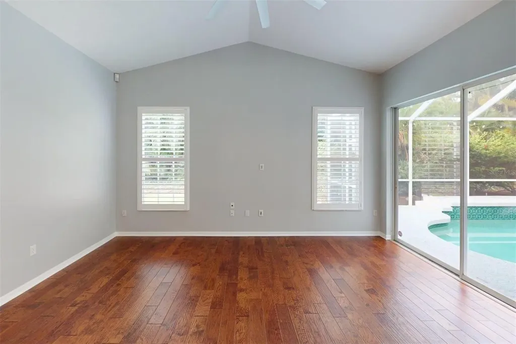4824 Hanging Moss Lane Sarasota FL 34238