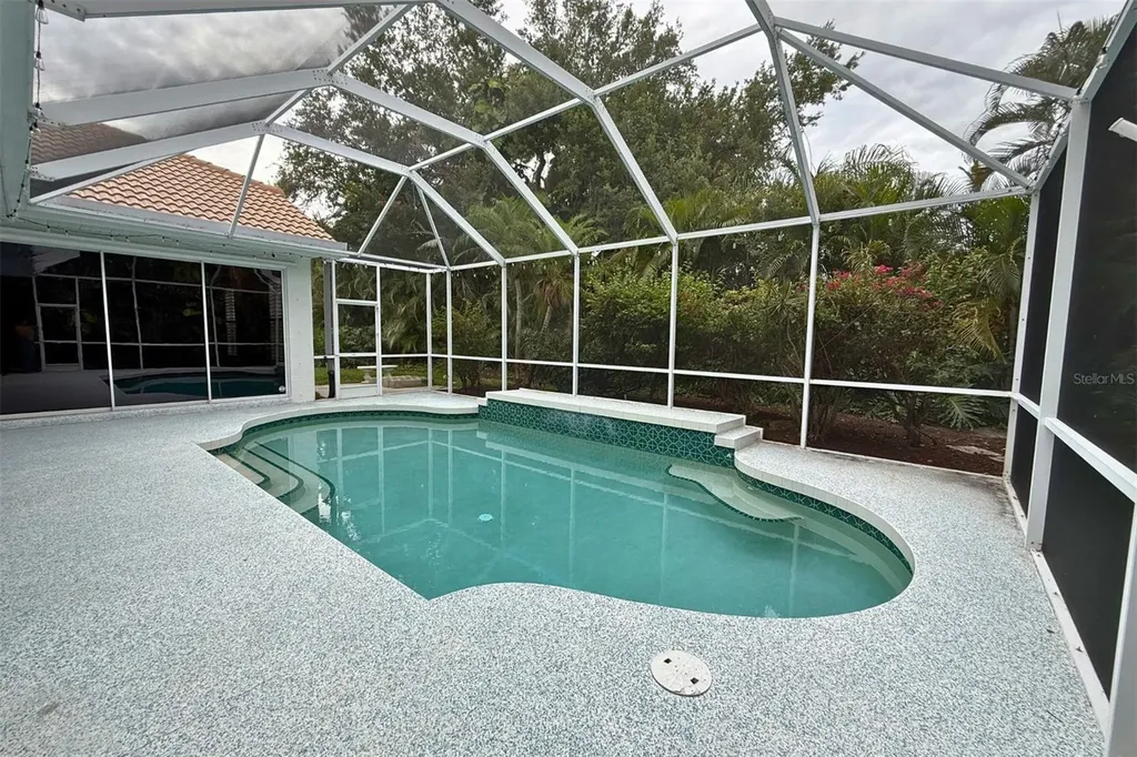 4824 Hanging Moss Lane Sarasota FL 34238