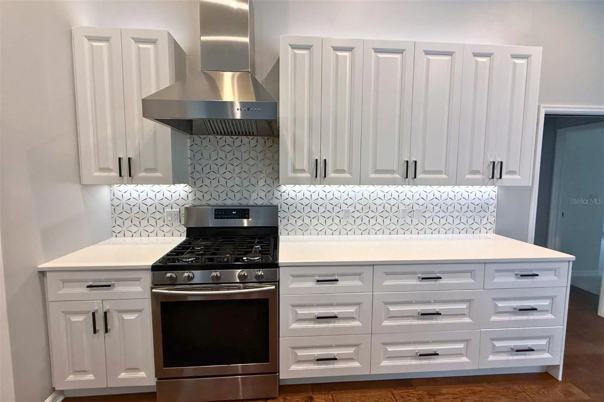 4824 Hanging Moss Lane Sarasota FL 34238