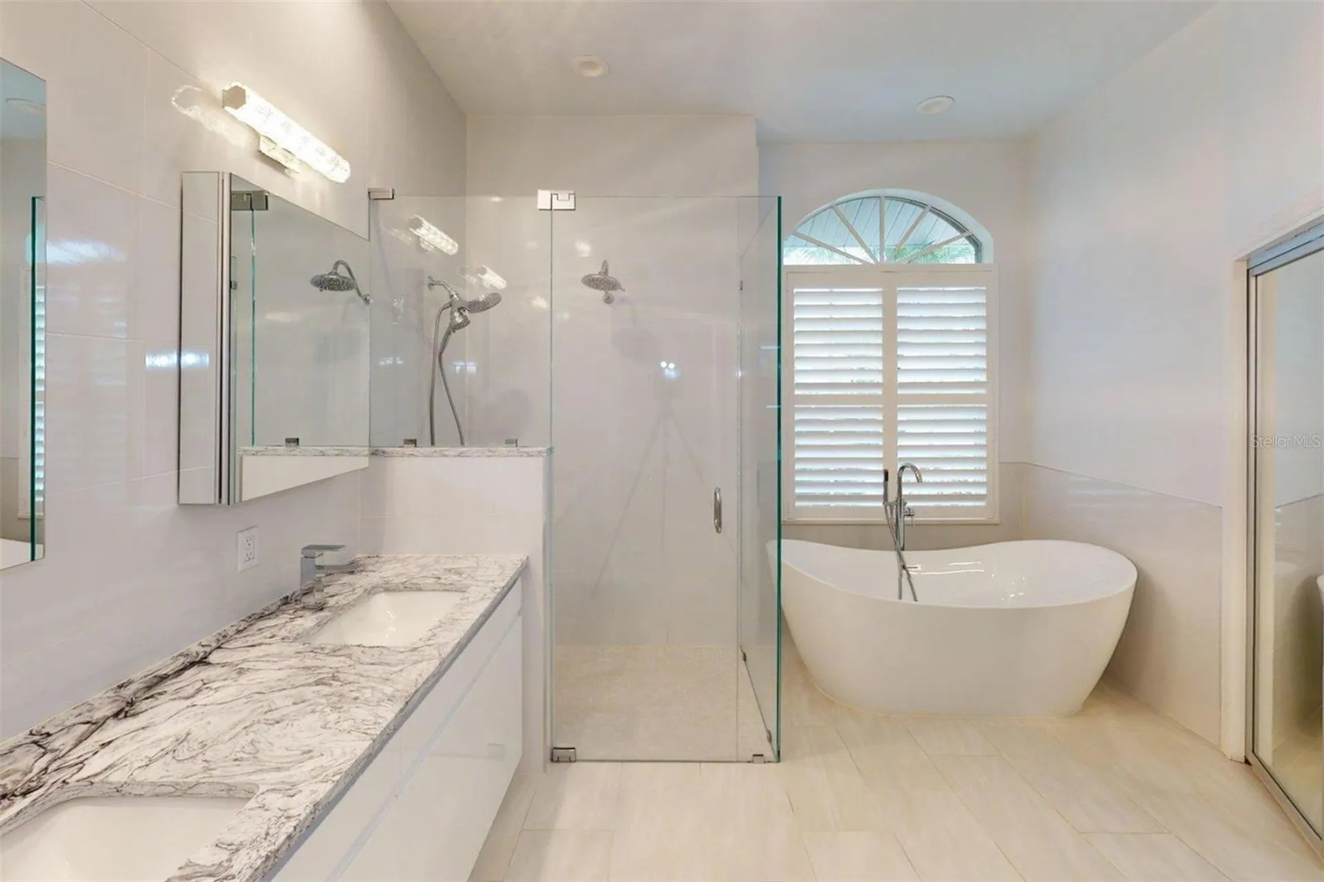 4824 Hanging Moss Lane Sarasota FL 34238