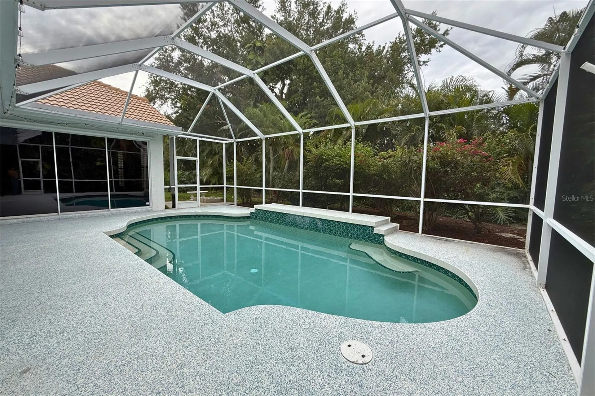 4824 Hanging Moss Lane Sarasota FL 34238