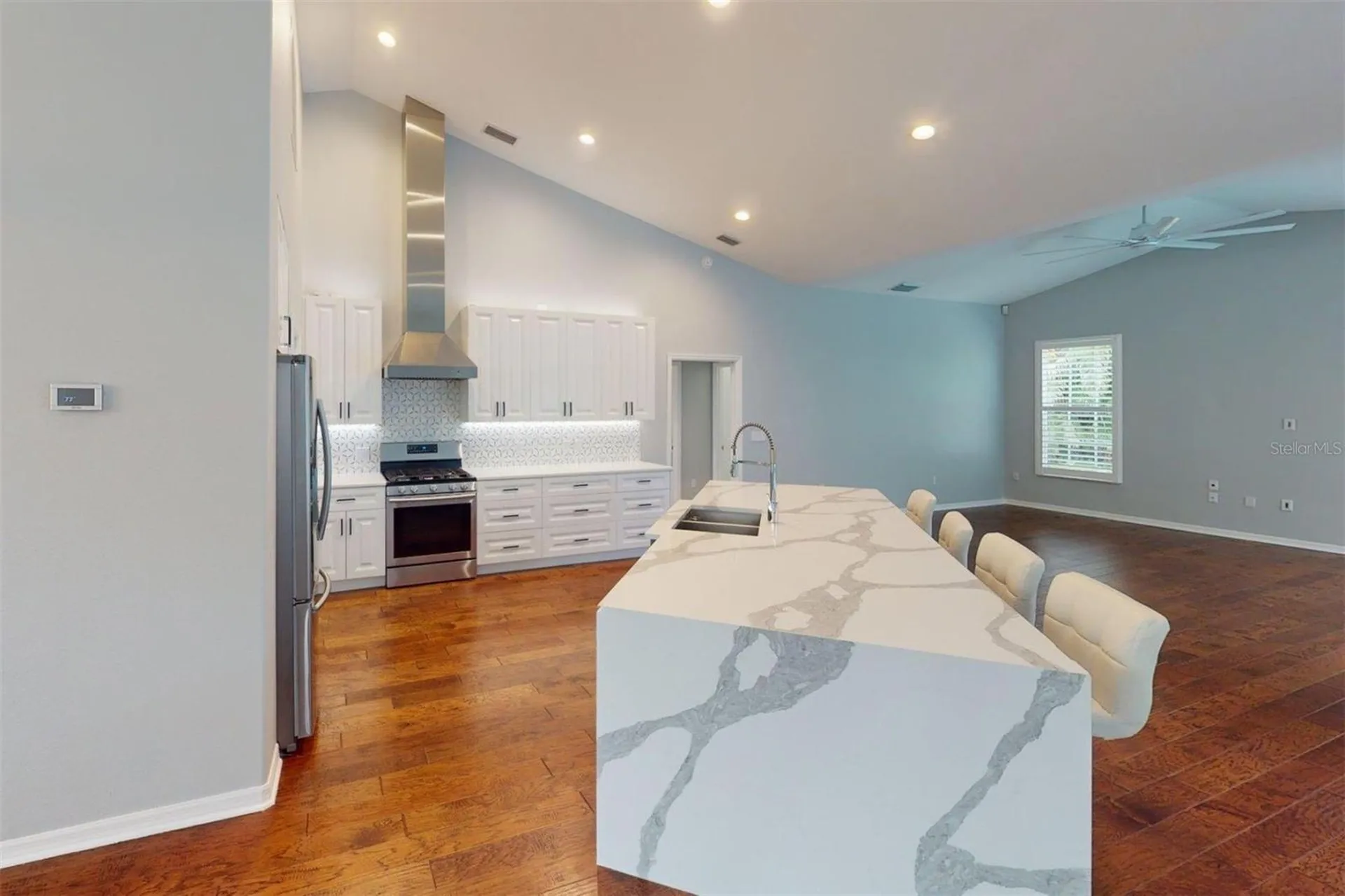 4824 Hanging Moss Lane Sarasota FL 34238