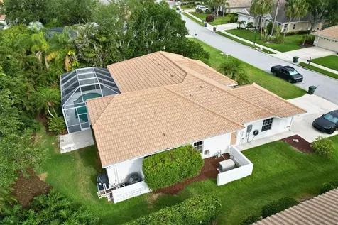 4824 Hanging Moss Lane Sarasota FL 34238