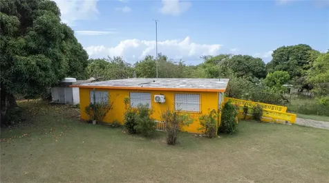 14 Gobeo Vieques PR 00765