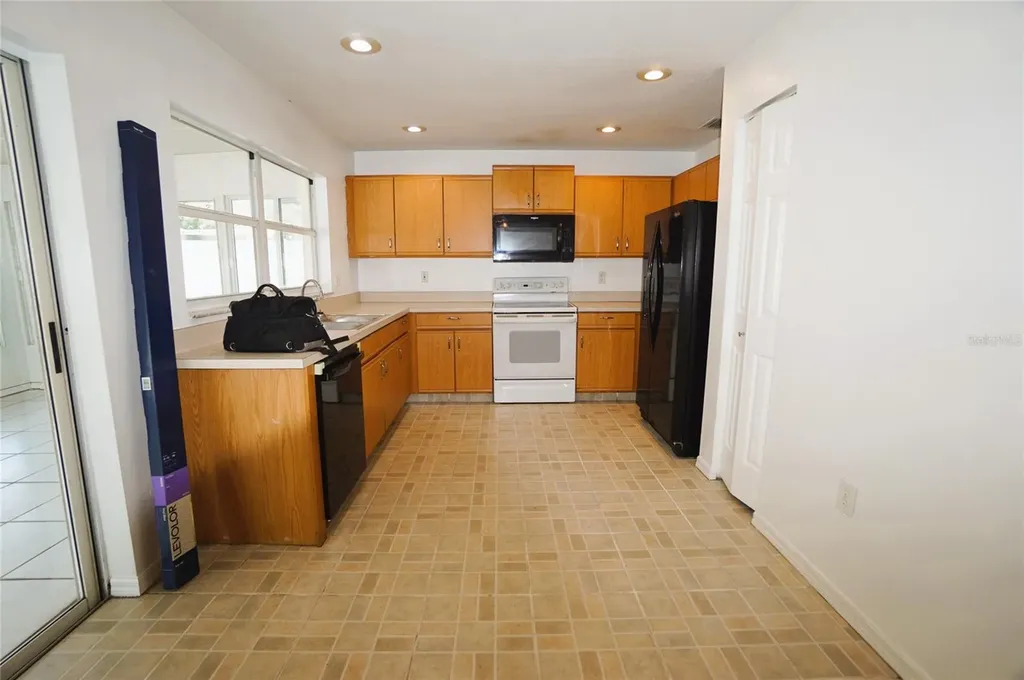 805 W 113th Avenue Tampa FL 33612