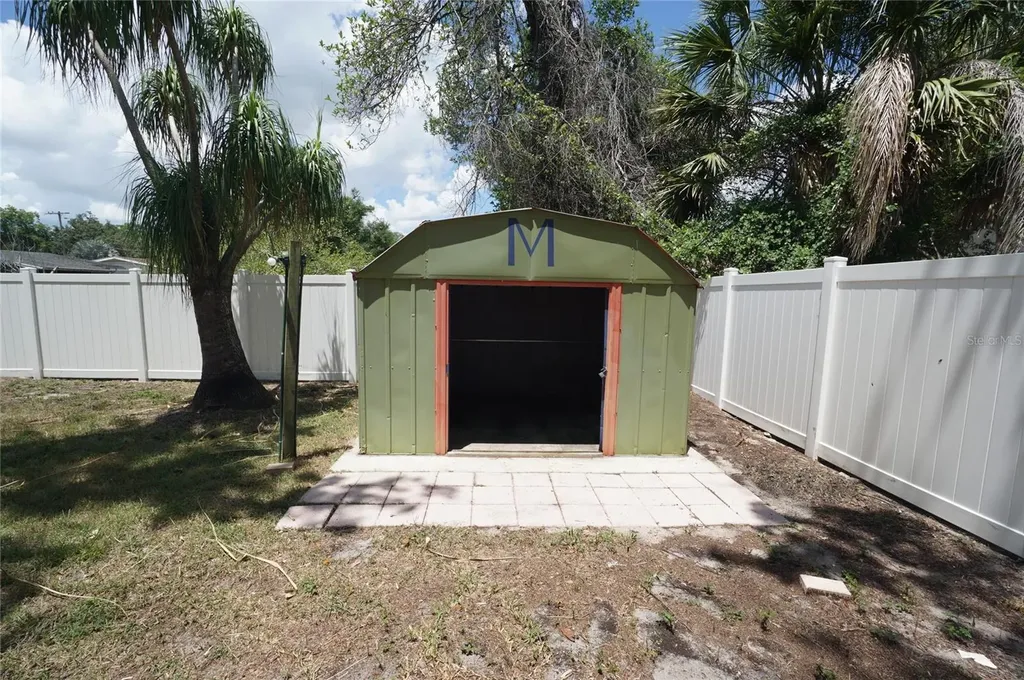 805 W 113th Avenue Tampa FL 33612