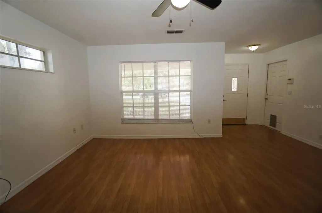 805 W 113th Avenue Tampa FL 33612