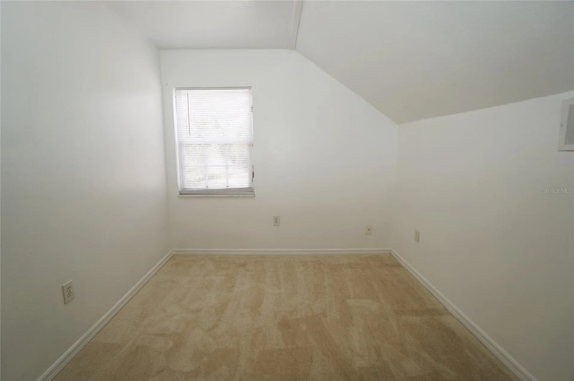 805 W 113th Avenue Tampa FL 33612