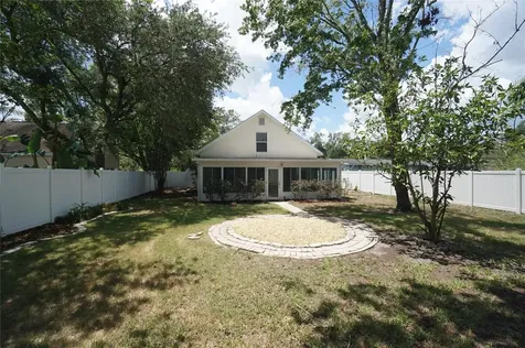 805 W 113th Avenue Tampa FL 33612