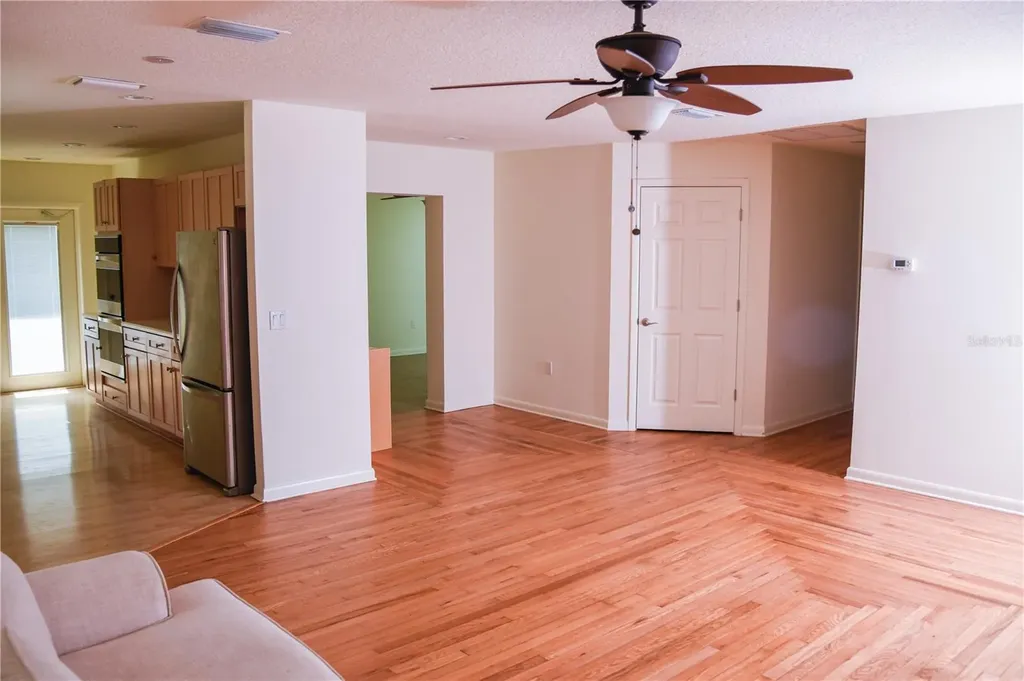 11715 N 51st Street Tampa FL 33617