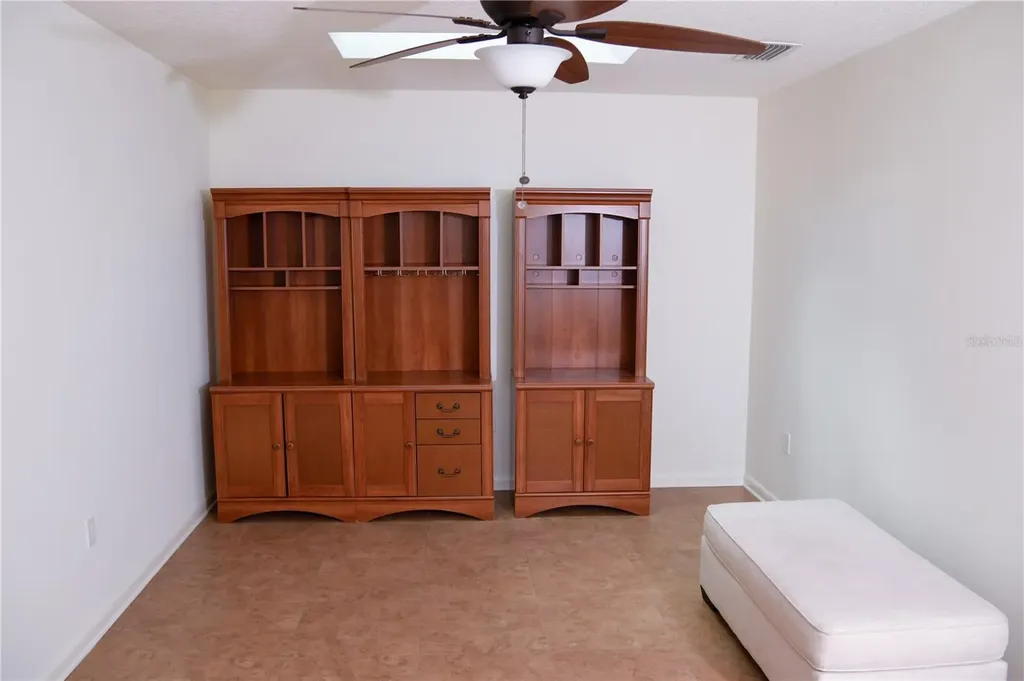 11715 N 51st Street Tampa FL 33617