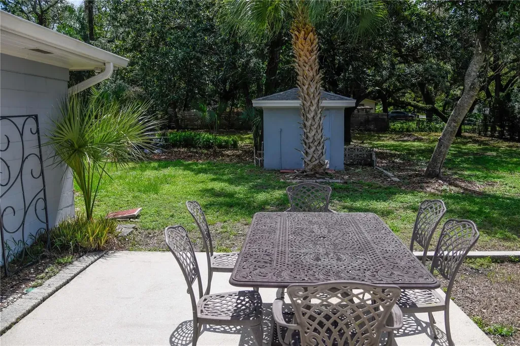 11715 N 51st Street Tampa FL 33617