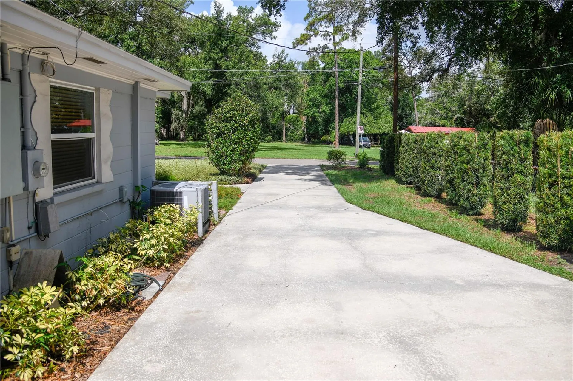 11715 N 51st Street Tampa FL 33617
