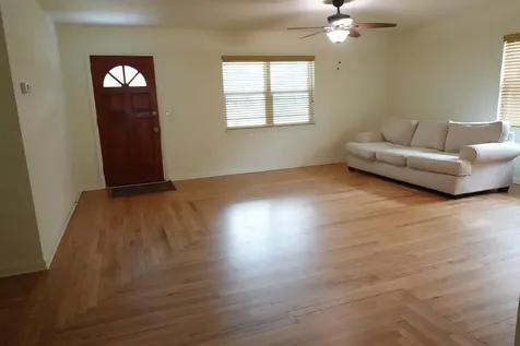 11715 N 51st Street Tampa FL 33617