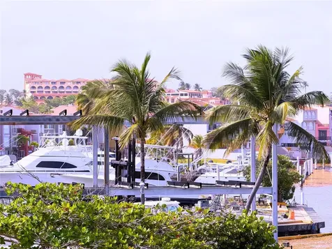 24.25 Harborview Road Humacao PR 00792