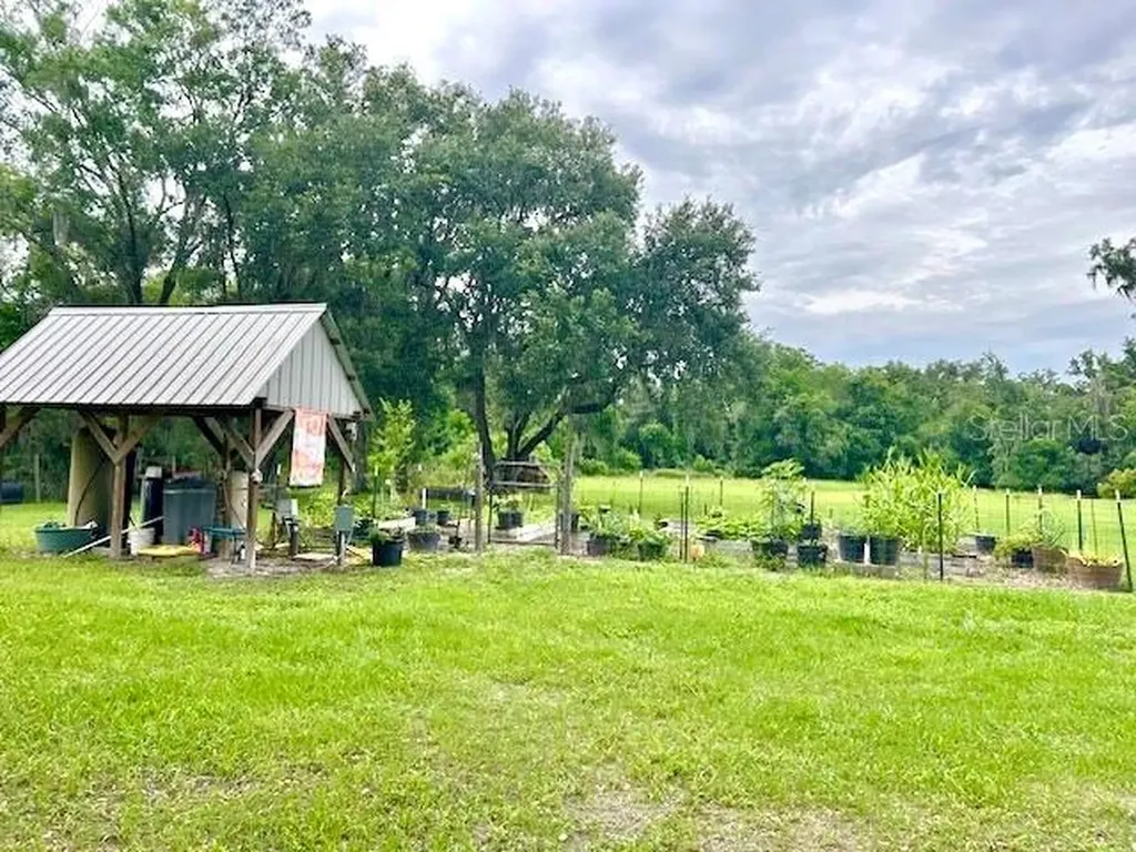 528 Ashley Lane Center Hill FL 33514