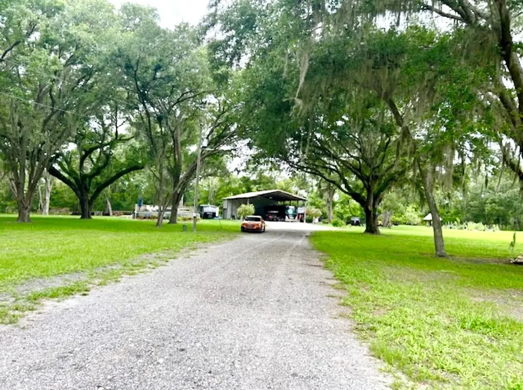 528 Ashley Lane Center Hill FL 33514