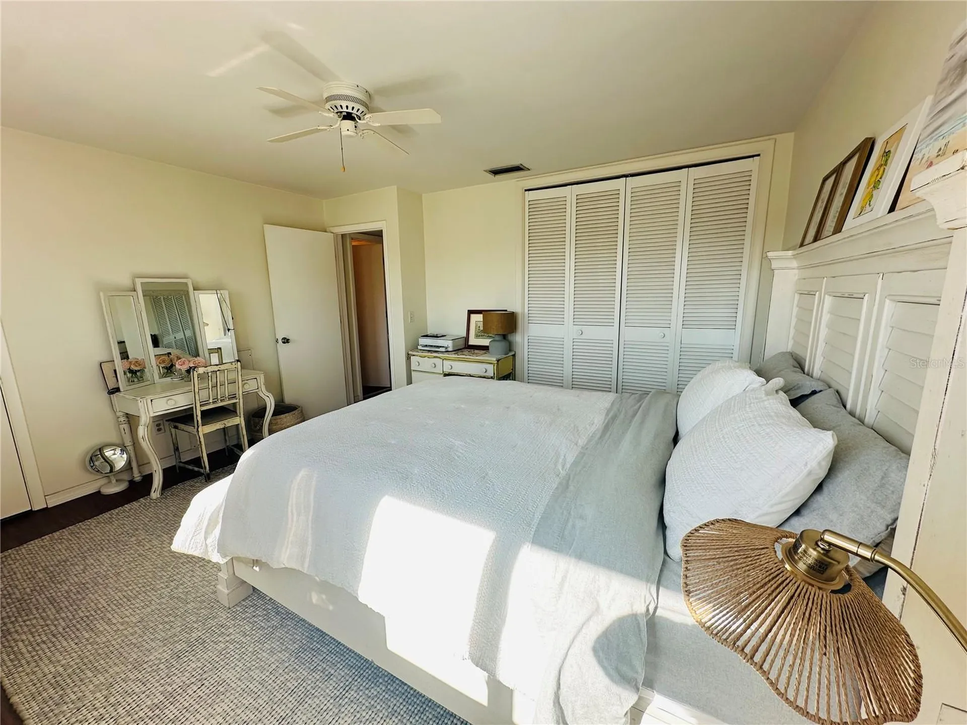 1221 Drew Street Clearwater FL 33755