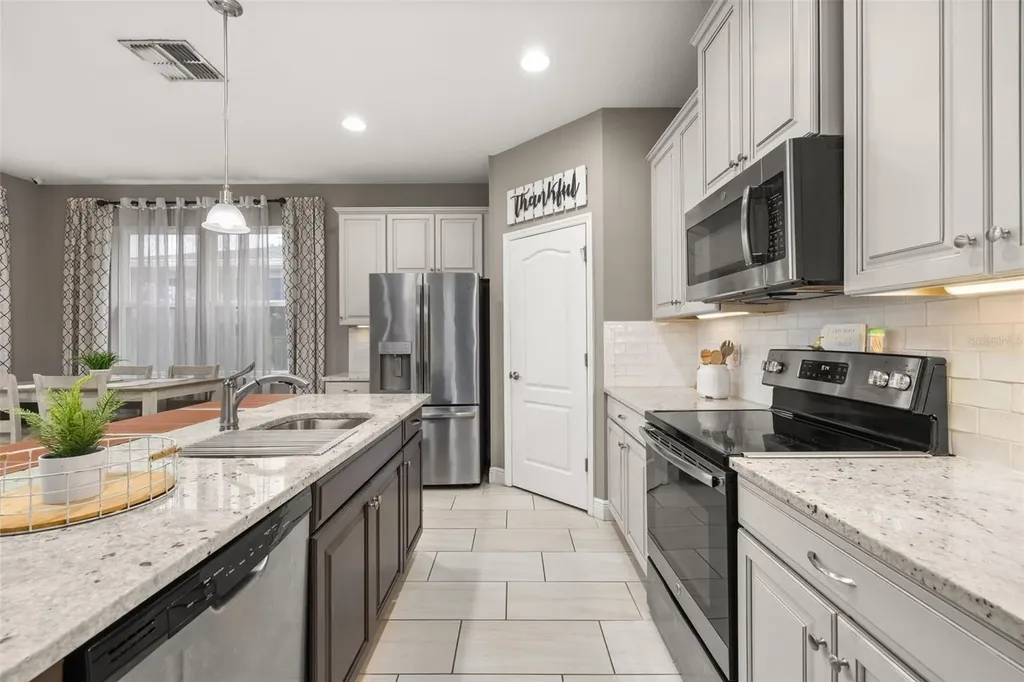 17023 Goldcrest Loop Clermont FL 34714