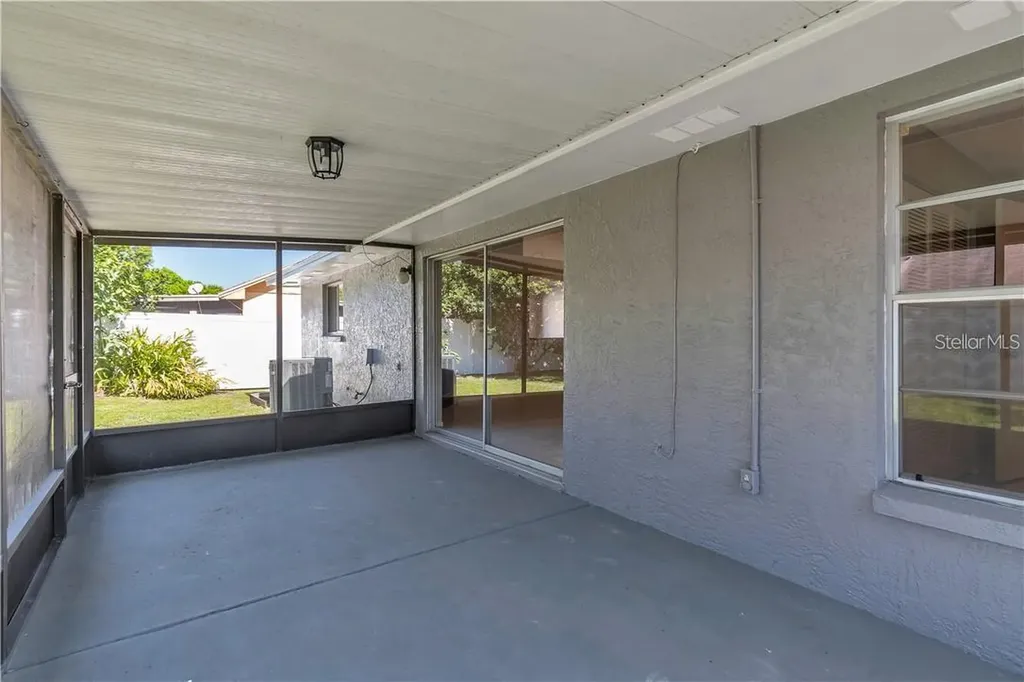 7110 Hollowell Drive Tampa FL 33634