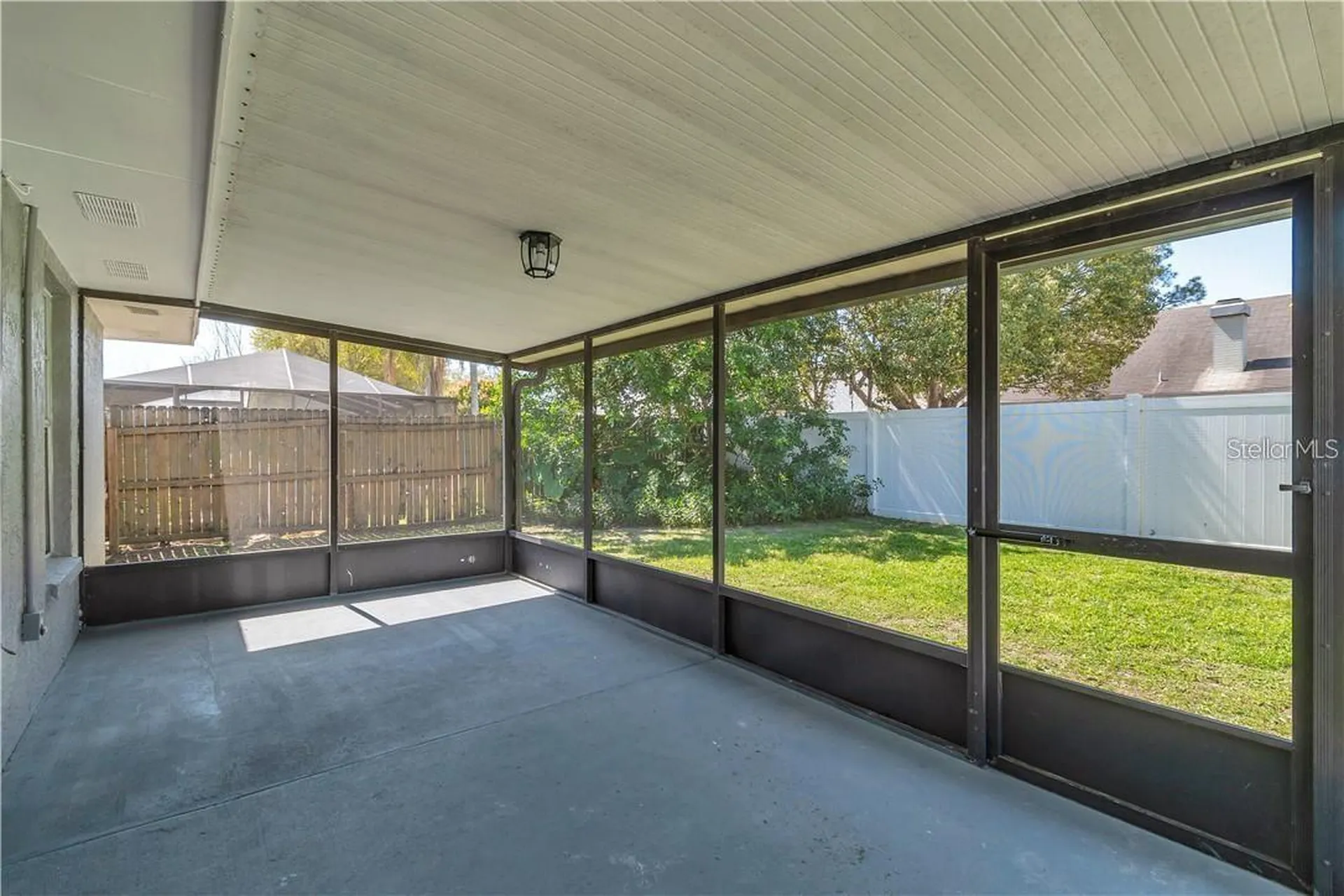 7110 Hollowell Drive Tampa FL 33634