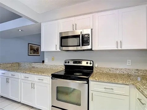 7110 Hollowell Drive Tampa FL 33634
