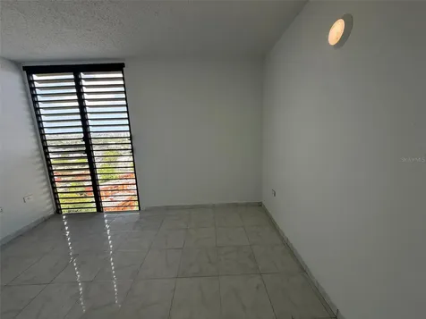 1 Cll Almonte San Juan PR 00926