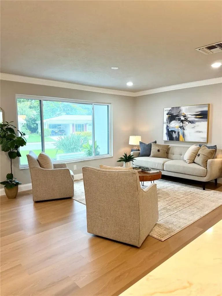 9608 41st Street N Pinellas Park FL 33782