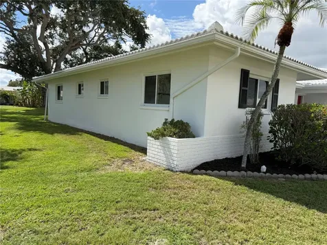 9608 41st Street N Pinellas Park FL 33782