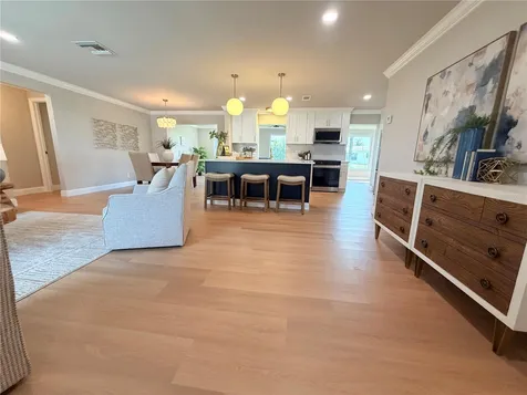 9608 41st Street N Pinellas Park FL 33782