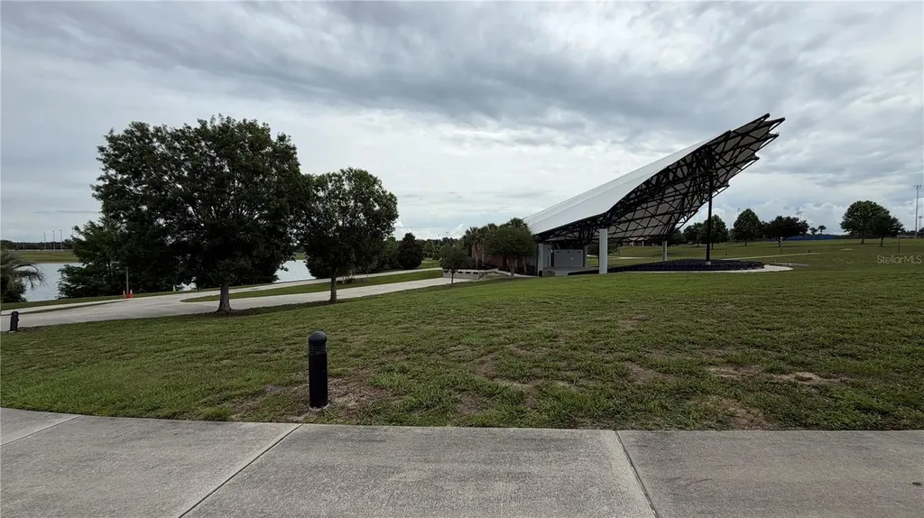 498 Wekiva Crest Drive Apopka FL 32712