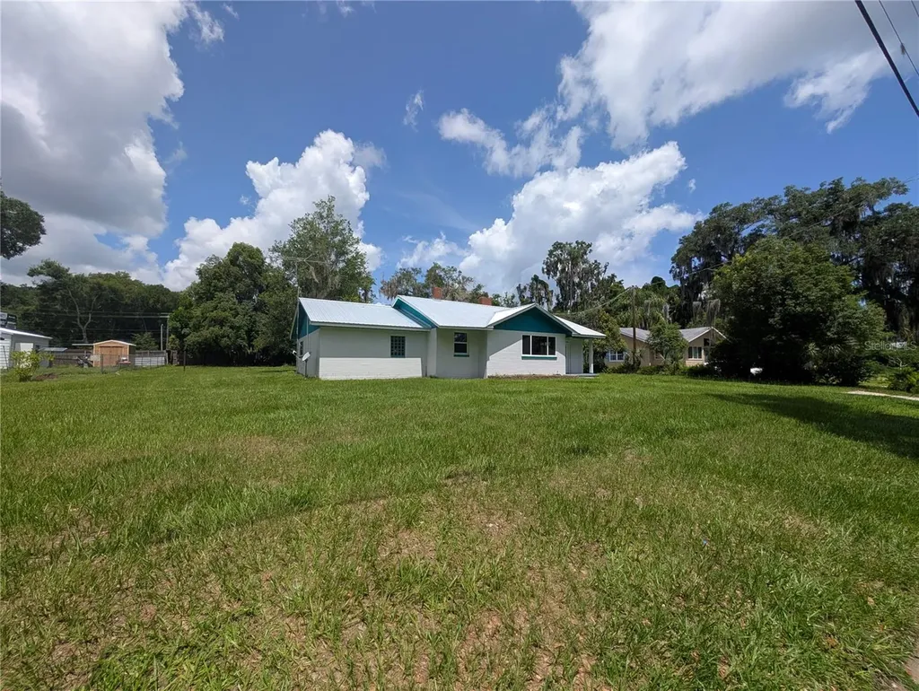 414 S Prospect Street Crescent City FL 32112
