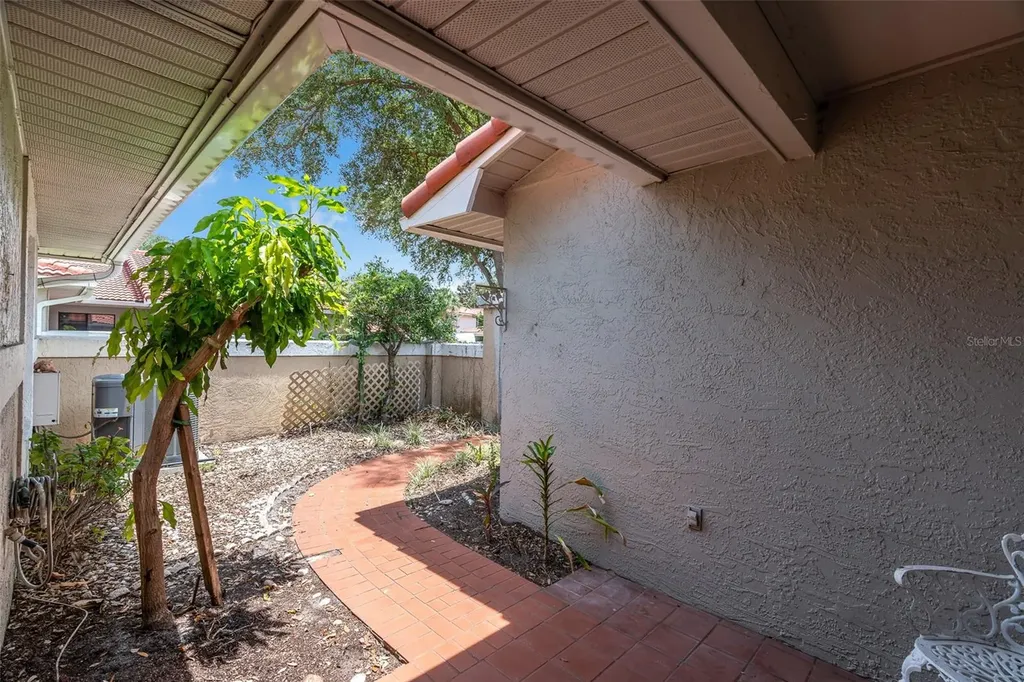8237 Breeze Cove Lane Orlando FL 32819