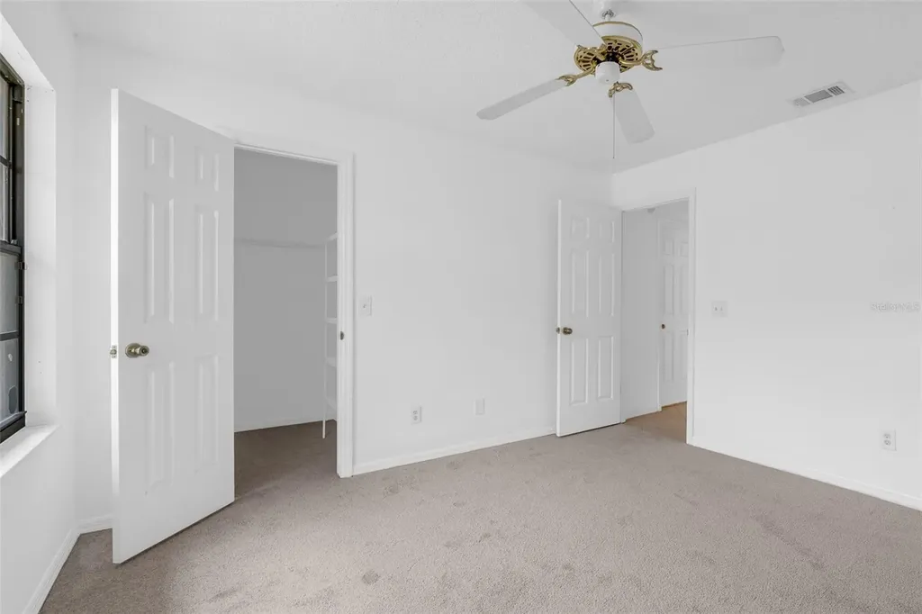 8237 Breeze Cove Lane Orlando FL 32819