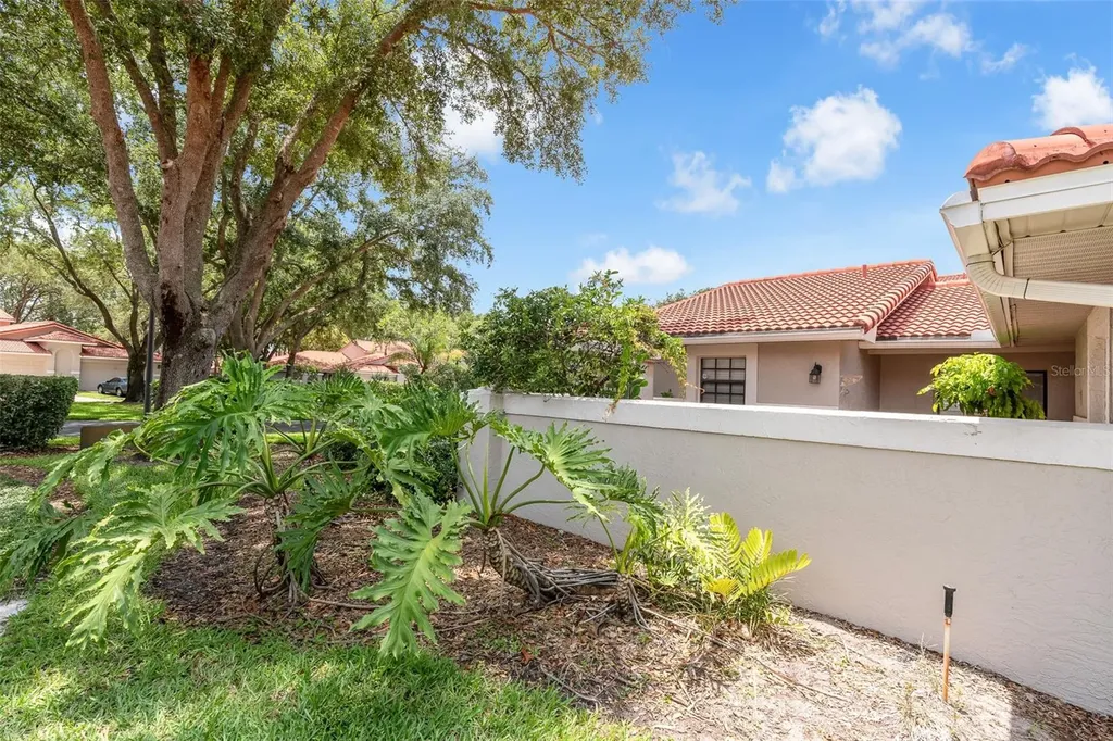 8237 Breeze Cove Lane Orlando FL 32819