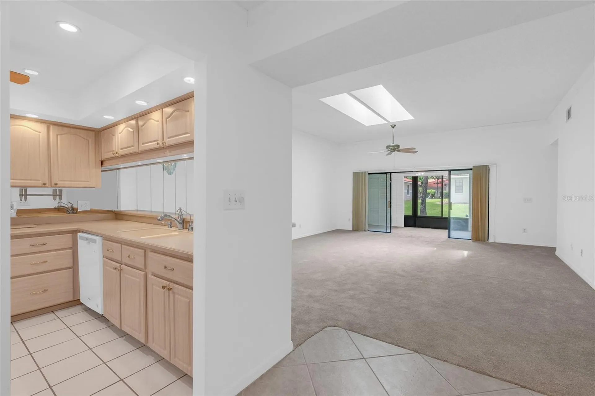8237 Breeze Cove Lane Orlando FL 32819