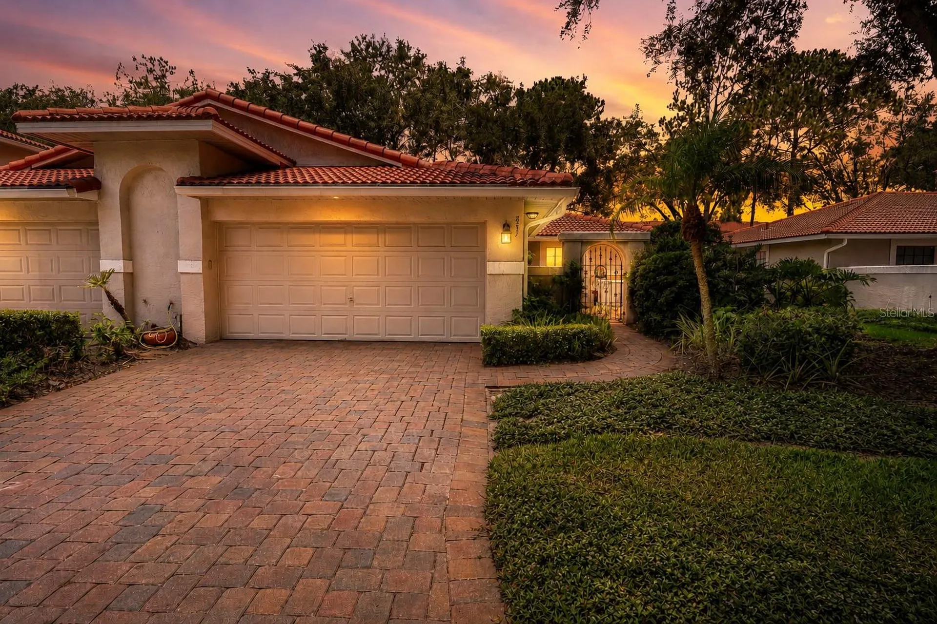 8237 Breeze Cove Lane Orlando FL 32819
