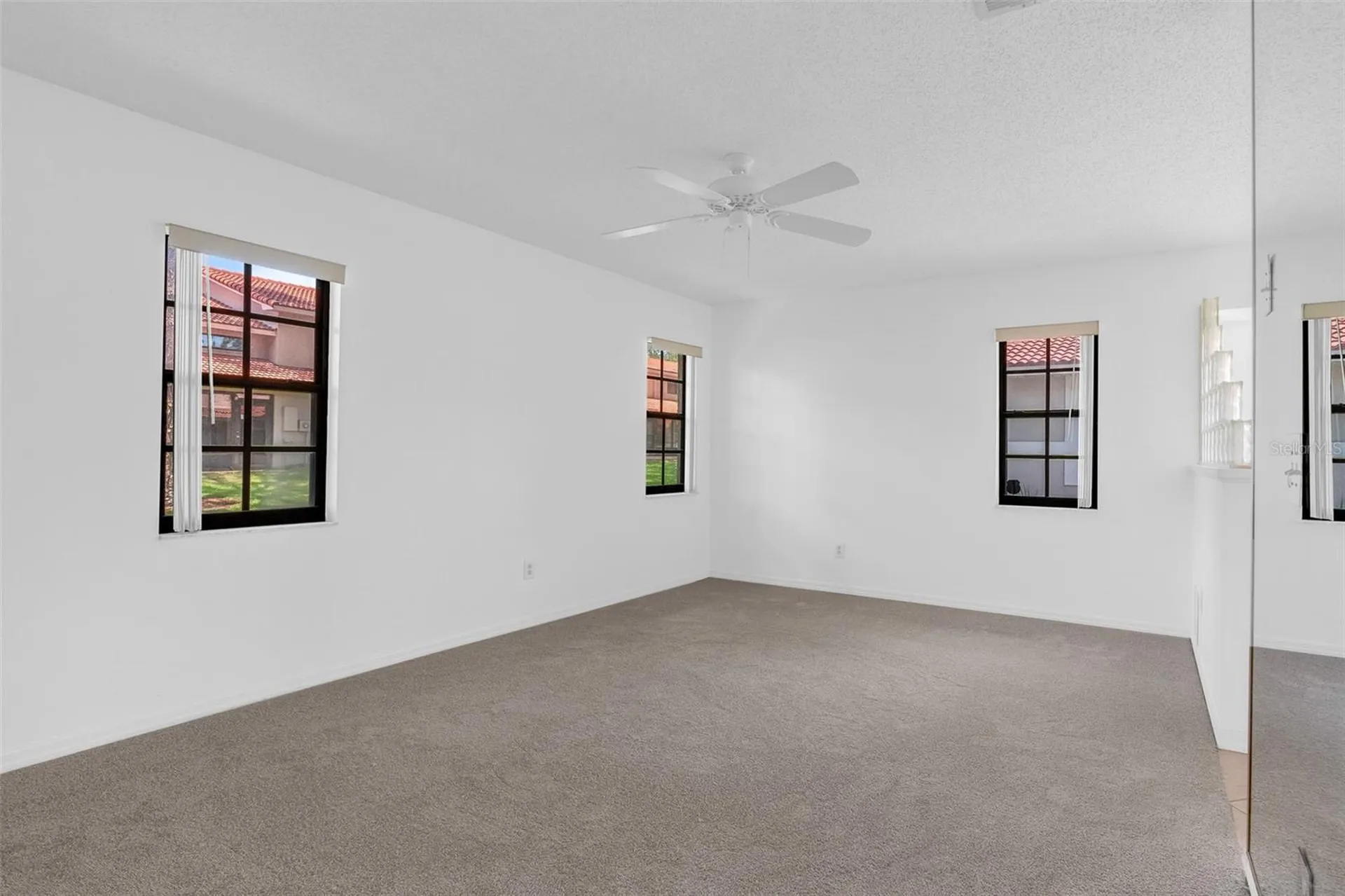 8237 Breeze Cove Lane Orlando FL 32819