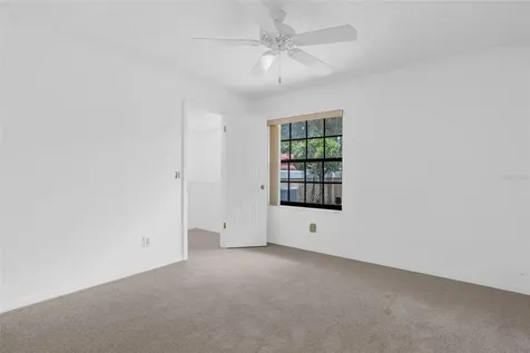 8237 Breeze Cove Lane Orlando FL 32819