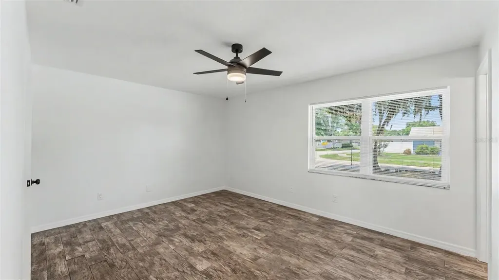 1151 Oakhill Street Seffner FL 33584
