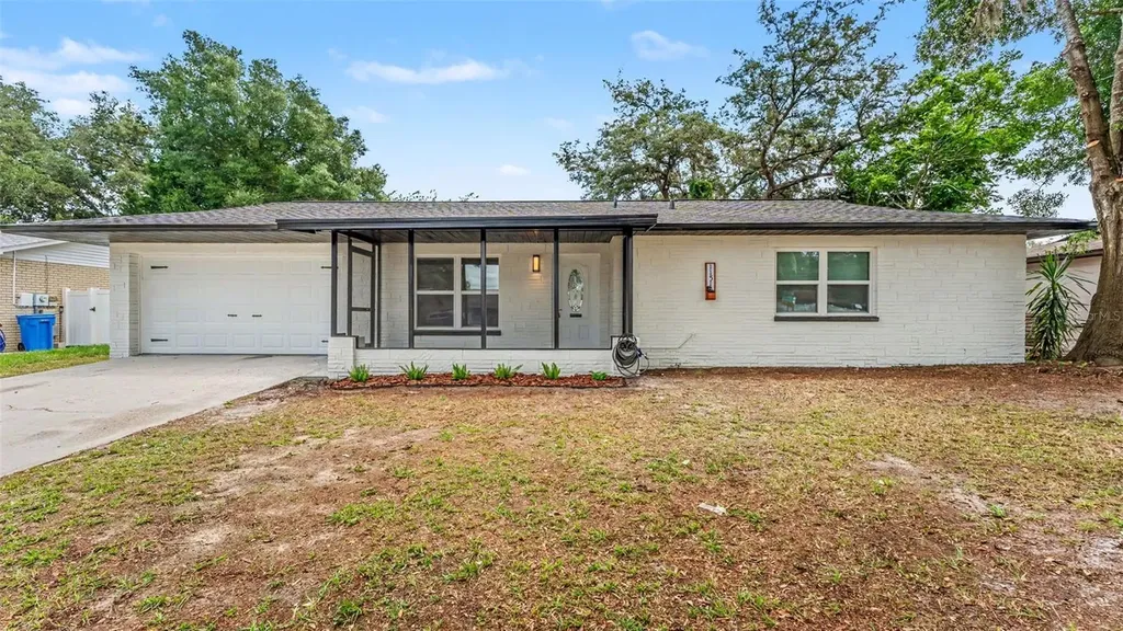 1151 Oakhill Street Seffner FL 33584