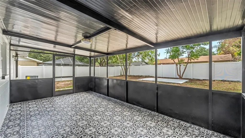1151 Oakhill Street Seffner FL 33584
