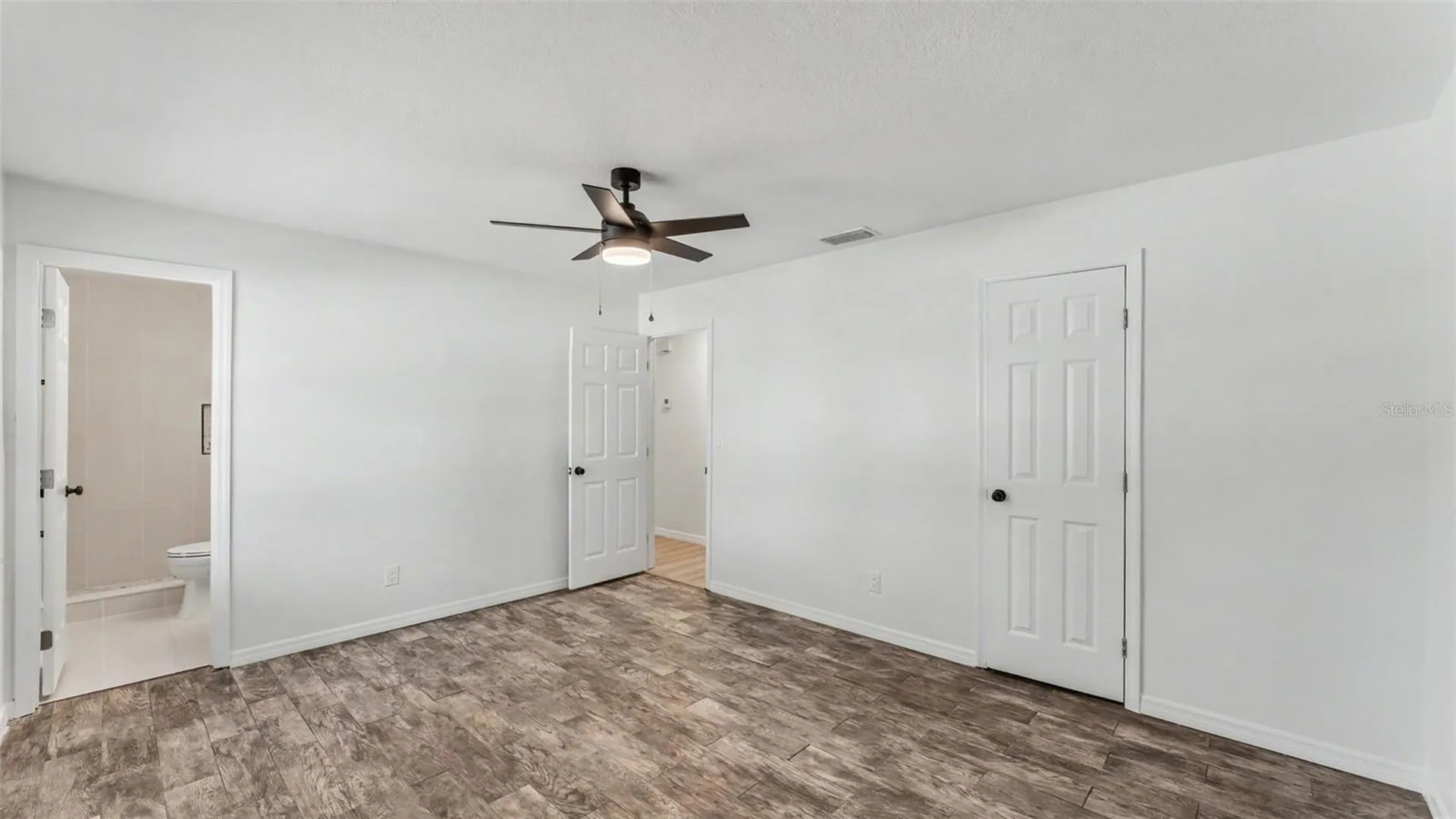 1151 Oakhill Street Seffner FL 33584