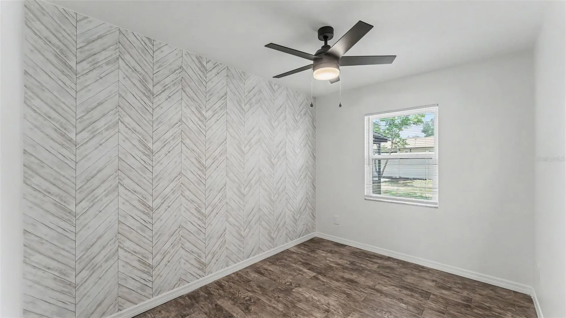 1151 Oakhill Street Seffner FL 33584