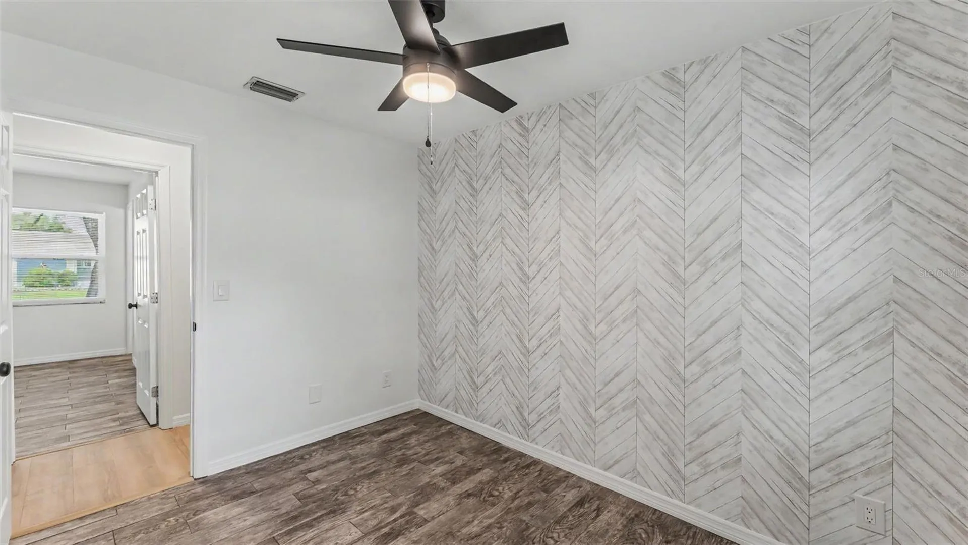 1151 Oakhill Street Seffner FL 33584