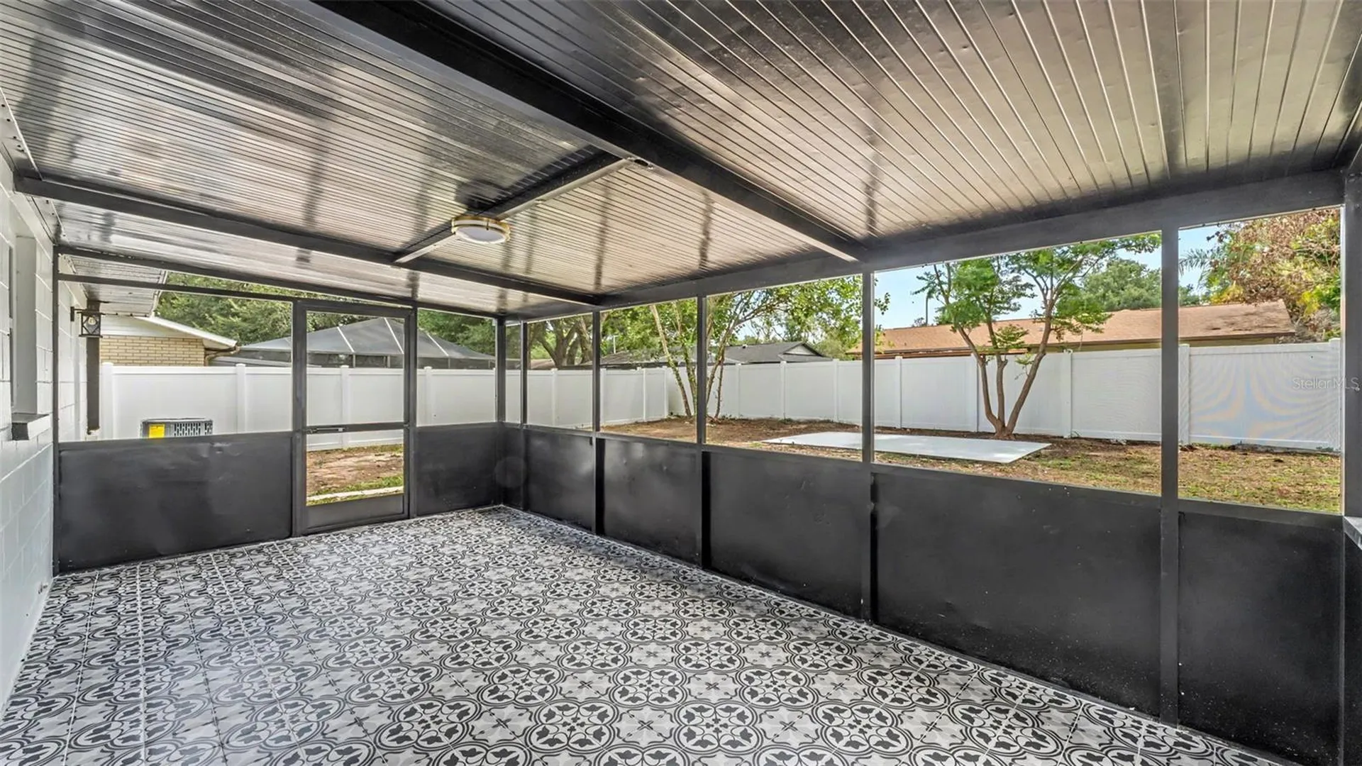 1151 Oakhill Street Seffner FL 33584