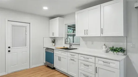 1151 Oakhill Street Seffner FL 33584