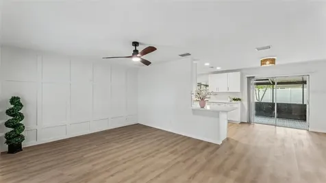 1151 Oakhill Street Seffner FL 33584