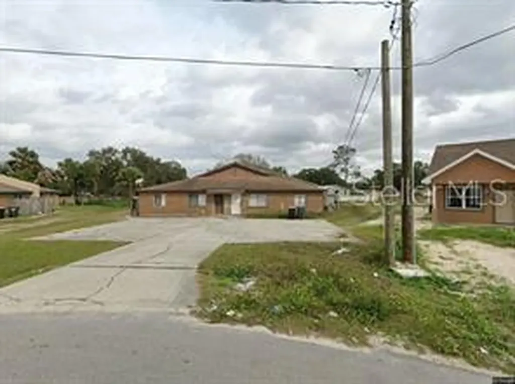 3873 Janeen Circle Mulberry FL 33860