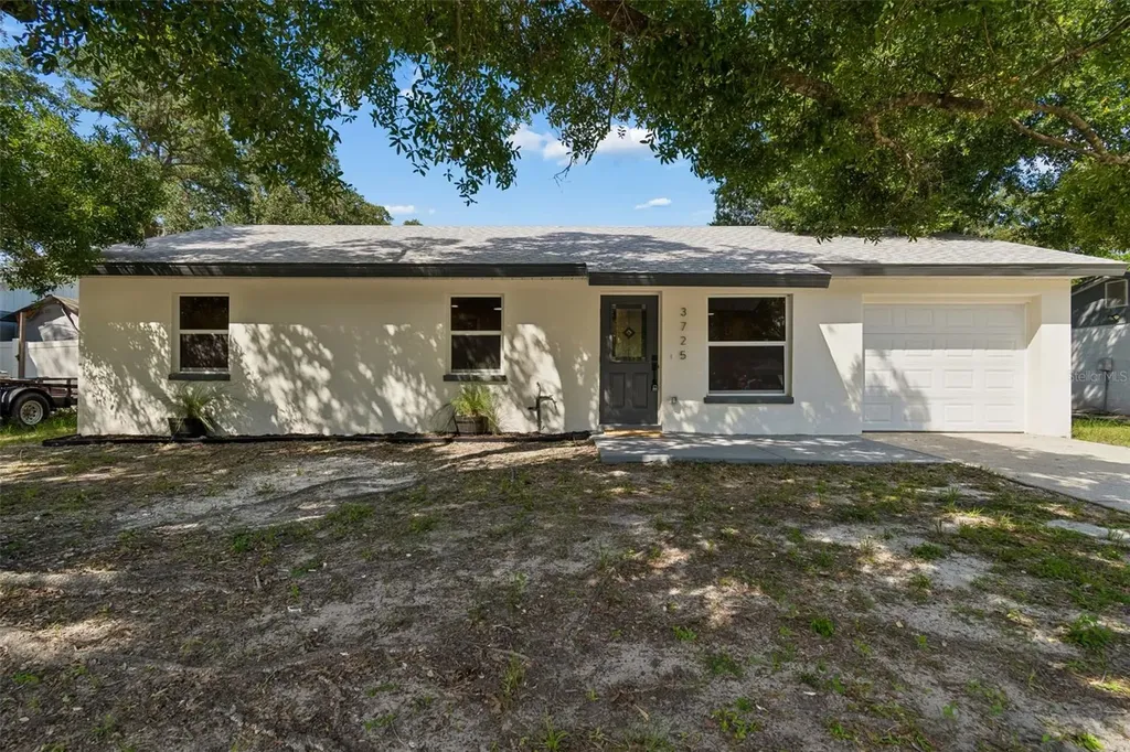3725 Ambermist Drive Tampa FL 33619